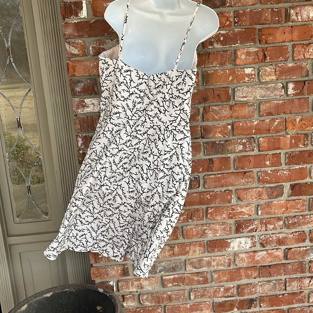 Alyn Paige white and black midi dress size 13/14 - Picture 5 of 10
